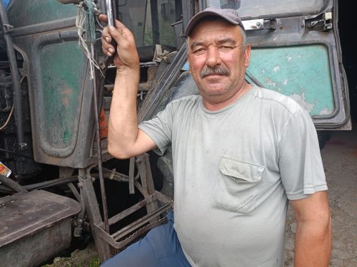 В Буинском районе, в селе Новое Тинчали, на полях агрофирмы и в фермерских хозяйствах кипит работа (фото, видео)