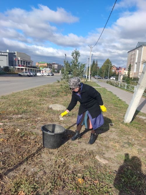 В Буинске прошел осенний субботник