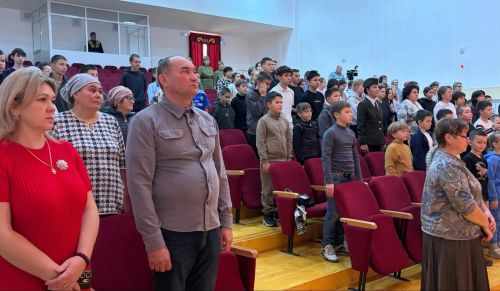 Сегодня в селе Старый Студенец прошёл благотворительный концерт «СВОих не бросаем»