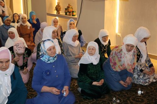В Буинском районе прошел ифтар для мусульманок, пригласили более ста человек (фоторепортаж)