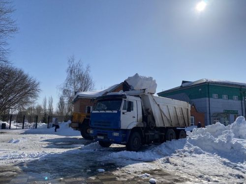 Буинск готовится к весеннему половодью: очистка труб, каналов и мостов идет полным ходом (фоторепортаж)