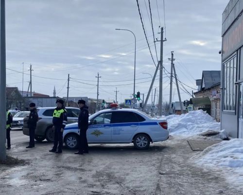 Сегодня в Буинске задержали водителей с непристегнутым ремнем безопасности, с грязными номерами на автомобилях и без техосмотра