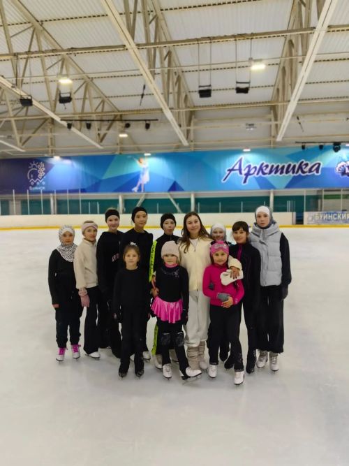 В ледовом спорткомплексе «Арктика» Буинска фигурным катанием занимаются более тридцати детей