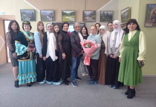 В Буинском краеведческом музее состоялось открытие персональной выставки картин Василя Загретдинова