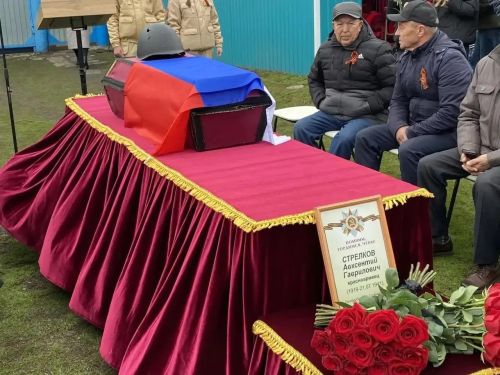 Останки красноармейца Авксентия Стрелкова из Буинского района были похоронены на родной земле спустя 81 год
