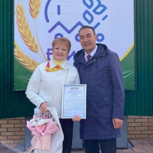 Сегодня в Буинске состоялось торжественное обновление Доски почета Буинского района (Фоторепортаж)