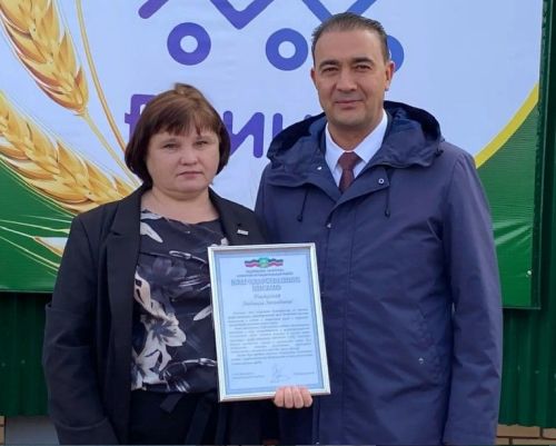 Сегодня в Буинске состоялось торжественное обновление Доски почета Буинского района (Фоторепортаж)
