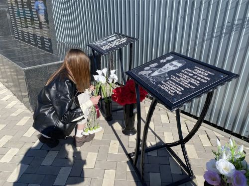 В память о героях: открыты мемориальные доски в Мокрой Савалеевке Буинского района (фоторепортаж)