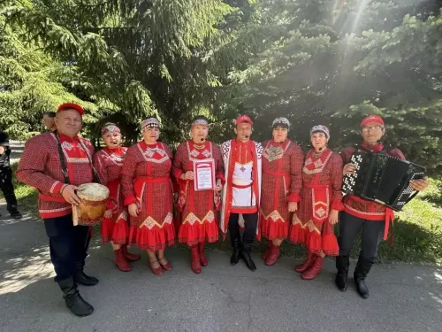 Фольклорный коллектив «УЯВ» Буинского района принял активное участие в чувашском празднике «Акатуй»