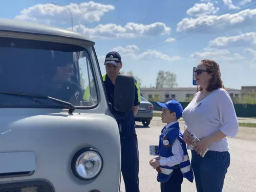 В Буинске прошла патриотическая акция «Ленточка Победы» (+фото)