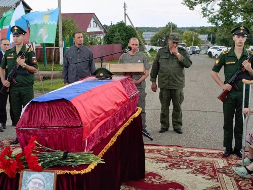 Сегодня в Буинском районе простились с нашим боевым товарищем Павлом Федоровым