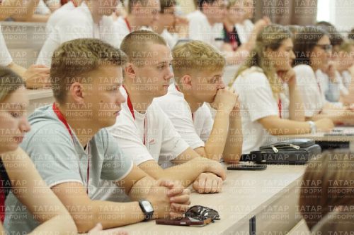 В РТ на лето трудоустроят более 3,9 тыс. подростков в составе студотрядов