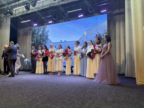 Сегодня в Буинске выпускники медицинского училища получили дипломы