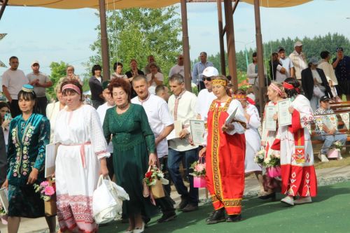 Вот они,передовики труда, награжденные на Сабантуе в Буинске (фоторепораж)