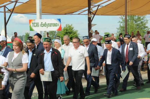 Вот они,передовики труда, награжденные на Сабантуе в Буинске (фоторепораж)