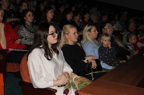 В Буинском государственном театре состоялось празднование Международного женского дня 8 Марта