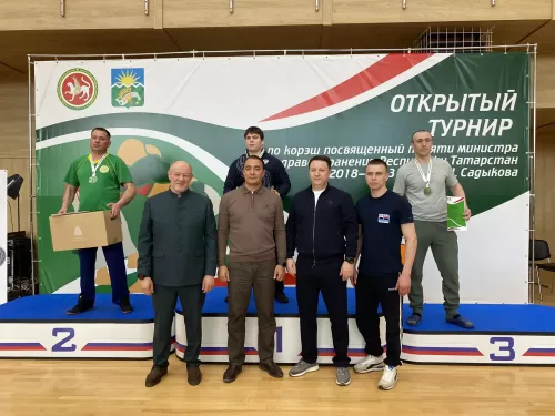 В СК «Импульс» прошел турнир по борьбе «Корэш», посвящённое памяти заслуженного врача РТ, кандидата медицинских наук, министра здравоохранения РТ в 2018-2023 годы Марата Наилевича Садыкова