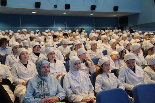 Открытие республиканского конкурса учебно-исследовательских работ студентов медицинских образовательных организаций среднего профессионального образования РТ – 2026