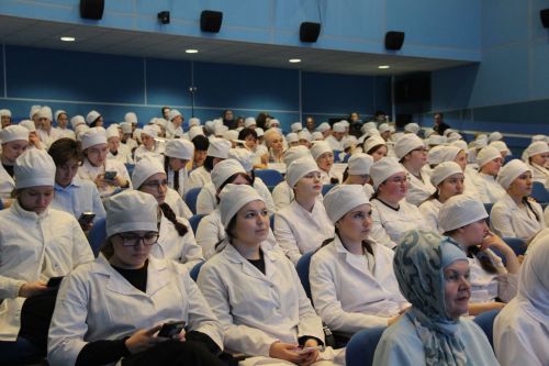 Открытие республиканского конкурса учебно-исследовательских работ студентов медицинских образовательных организаций среднего профессионального образования РТ – 2026