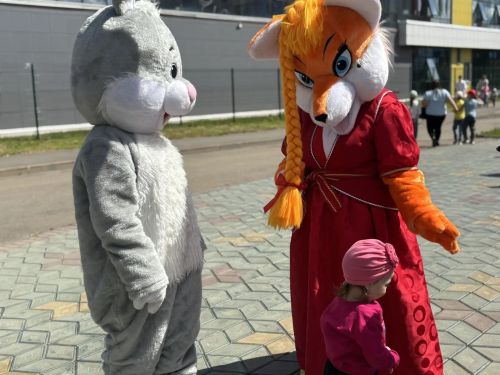 Буинск отметил Международный день защиты детей с размахом: праздники прошли в парках, на пляже и даже в лесу!