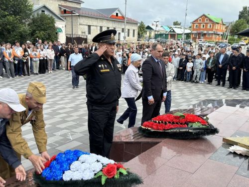 На центральной площади г.Буинска прохошел митинг,посвященный Дню памяти и скорби