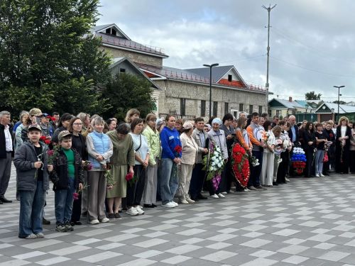 На центральной площади г.Буинска прохошел митинг,посвященный Дню памяти и скорби