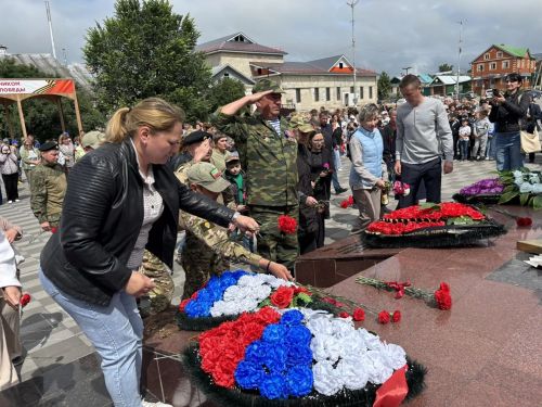На центральной площади г.Буинска прохошел митинг,посвященный Дню памяти и скорби