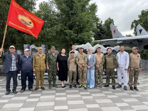 На центральной площади г.Буинска прохошел митинг,посвященный Дню памяти и скорби