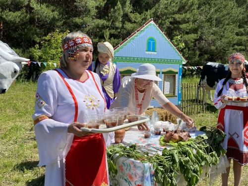 В агрофирме «Авангард» Буинского района прошел Сабантуй для сельских тружеников
