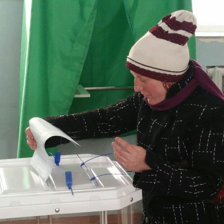 В селах Буинского района избиратели проявляют активность (+фото)