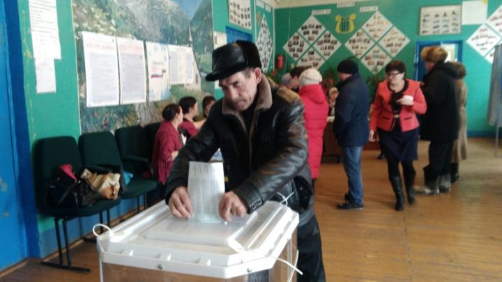 Георгий Ефремов из Чувашских Кищак голосовал в день своего юбилея
