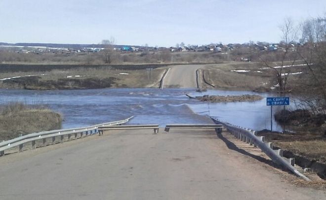 В Татарстане подтопленными остаются пять низководных мостов