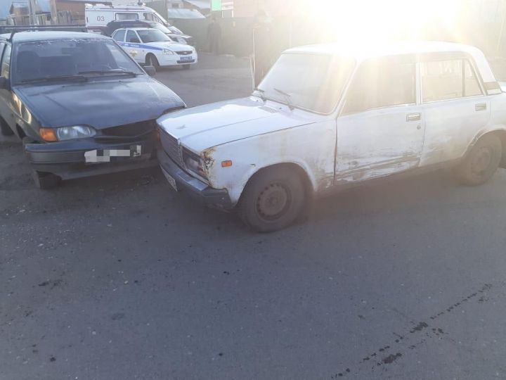 В Буинске столкнулись три автомобиля (+ фото)