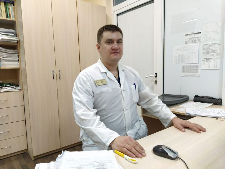 Лучший врач Буинска Евгений Одинцов: "Спасибо тем, кто голосовал за меня"