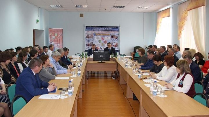 В Буинске состоялось третье расширенное заседание Совета по образованию