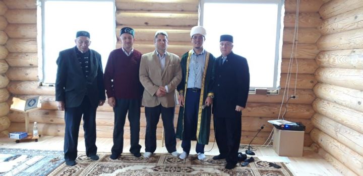 В новой мечети Буинска читали первый Гаит намаз (+фото)