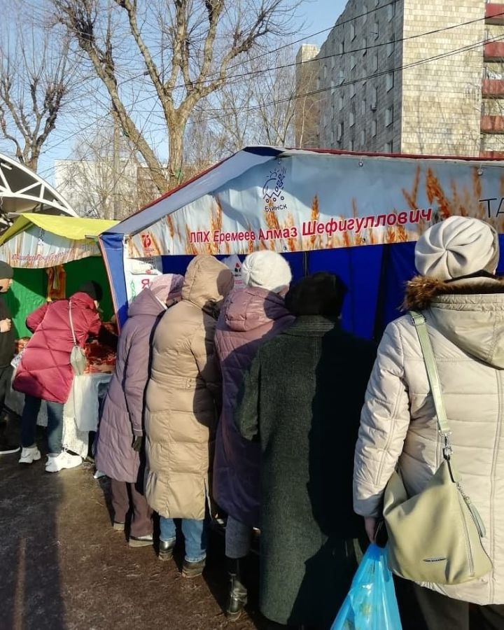 Буинцы на традиционной сельхозярмарке в Казани