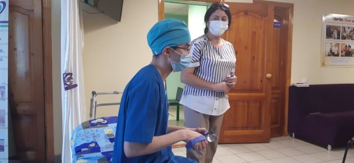 Школа реабилитации и ухода: сотрудники центра социального обслуживания населения Буинска прошли обучение
