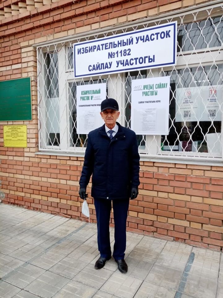 В Буинске проголосовала председатель районного совета ветеранов Жаухария Хеснетдинова + фото