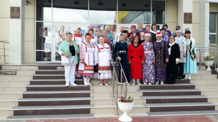 В Буинске на одной сцене пели и танцевали русские, татары, чуваши (+фото)