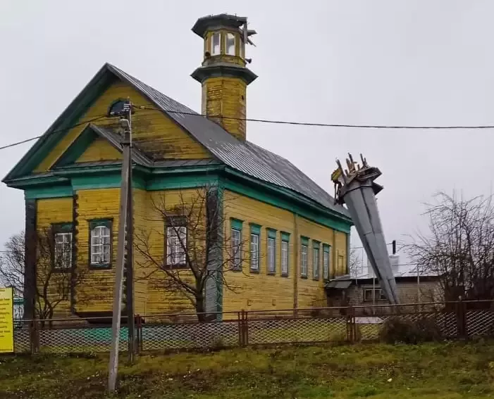 Упал минарет с местной мечети (фото)