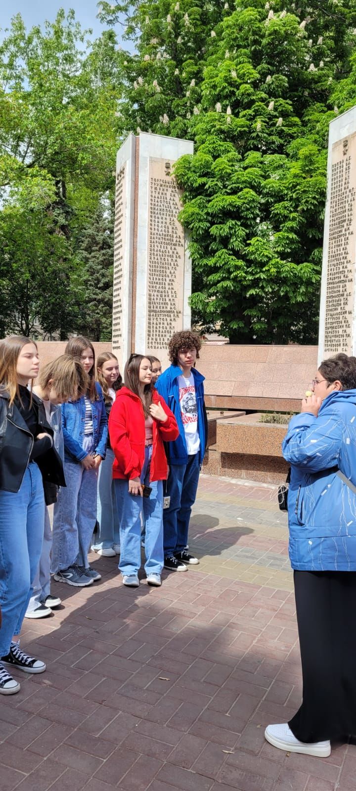 Учащиеся школы номер 1 побывали в городе Герое  Волгограде (фото)