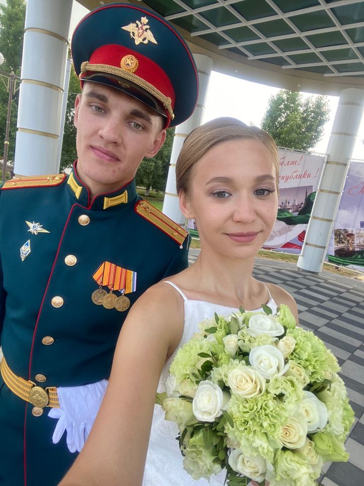 В Буинске Президент Татарстана поздравил молодую пару (фото, видео)