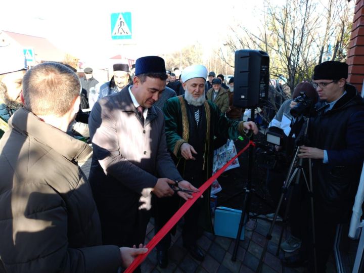 В Буинске состоялось открытие родника при мечети