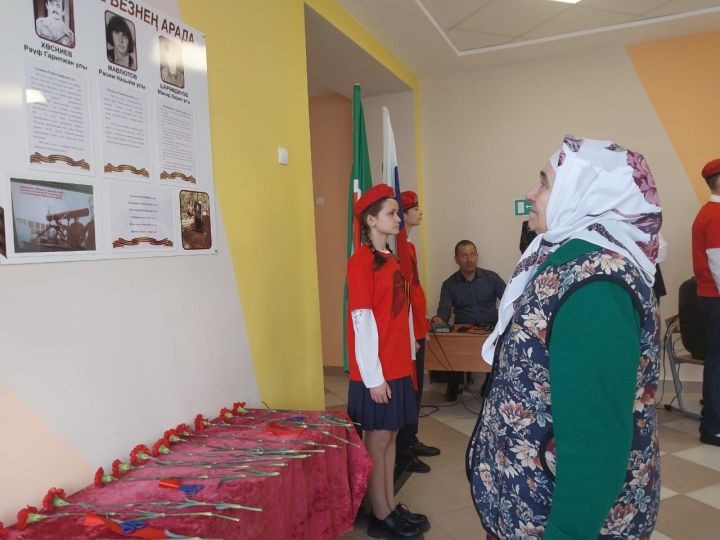 Өч әфганчы истәлегенә стенд ачтылар