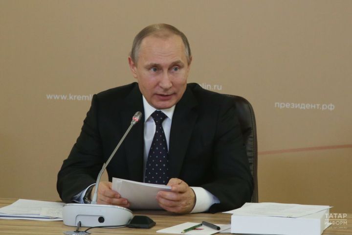 Путин выступил с новогодним обращением к гражданам России - Ведомости