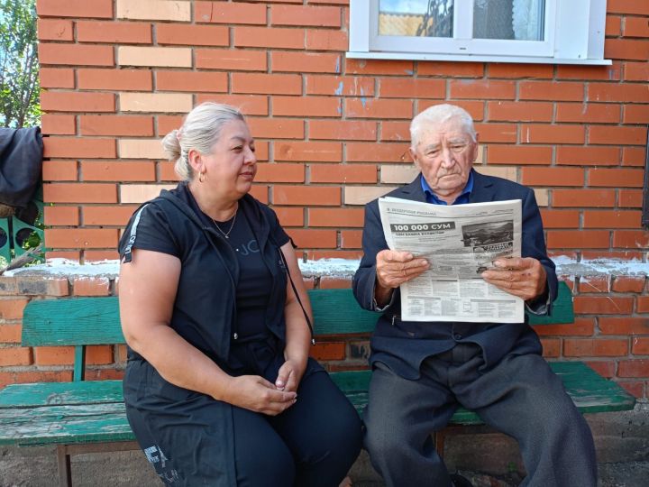 Буа районы Янтуган һәм Вольнистан халкына бүләк “районка”. Аны якташлары “Таиф” җәмгыяте генераль директоры урынбасары Рөстәм Султиевтан ясады (фото, видео)