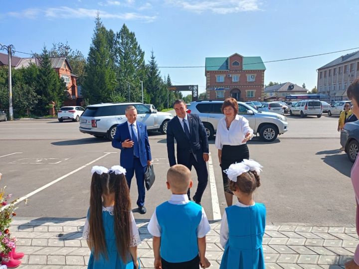 Сегодня в Буинск прибыли два министра Республики (фоторепортаж, видео)