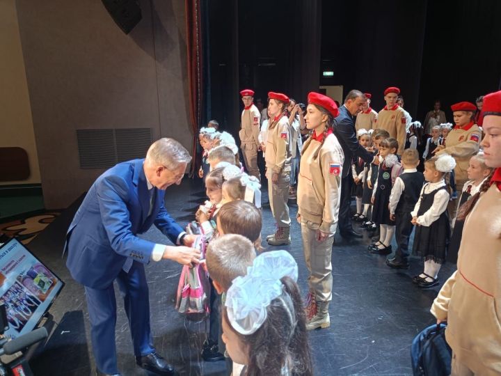 Сегодня в Буинск прибыли два министра Республики (фоторепортаж, видео)