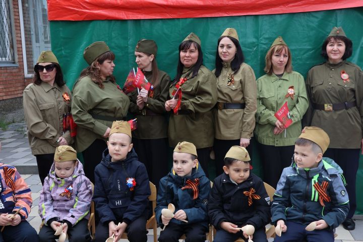 В Буинске в День Победы варили солдатскую кашу (фото)